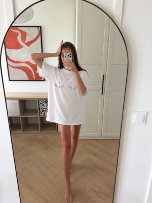 T-SHIRT JUST A GIRL